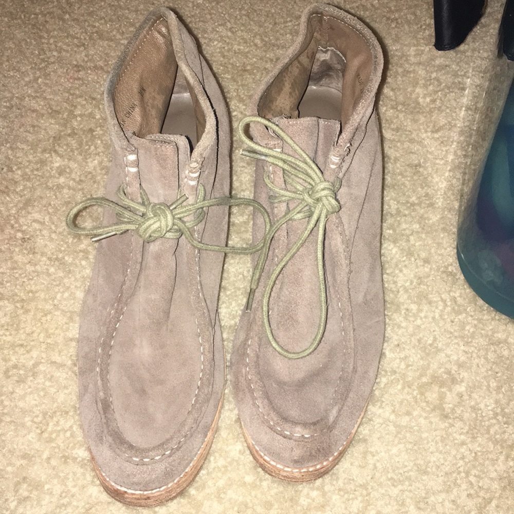 Tan brownish booties